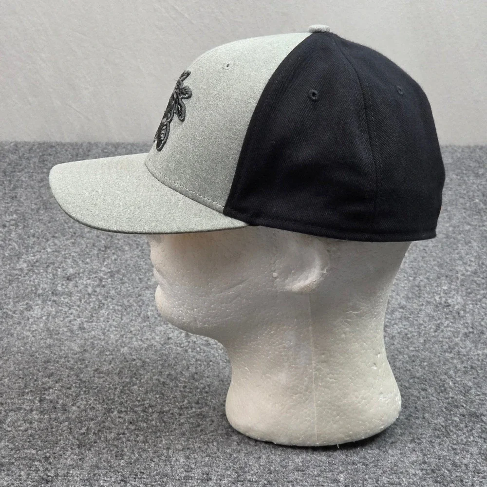 Wichita‎ State Shockers Nike Hat Gray Black WuShock Mascot NCAA Cap Sportswear